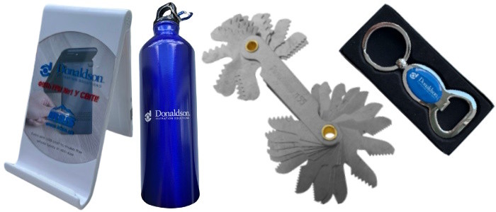 PowerBank, пляшка для води, різьбомір, брелок-відкривачка